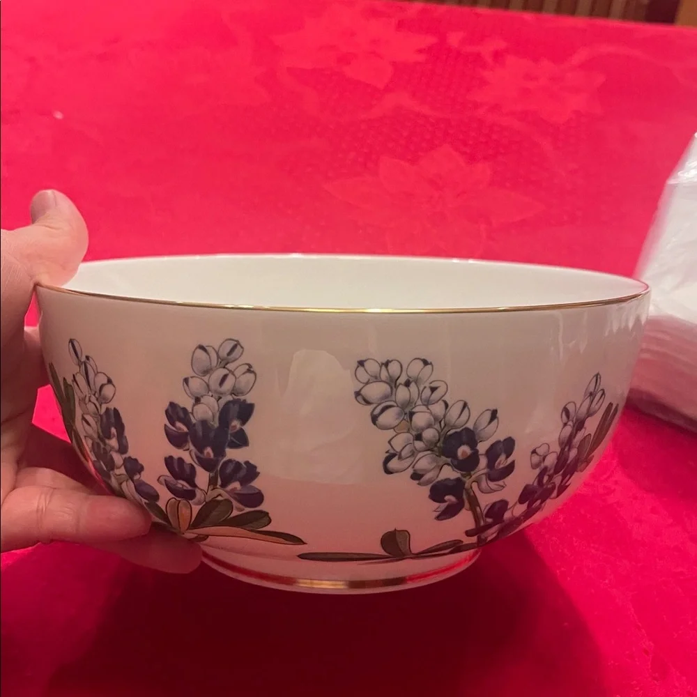 Boehm Bluebonnet Bowl, from former First Lady Barbara Bush in 1989.